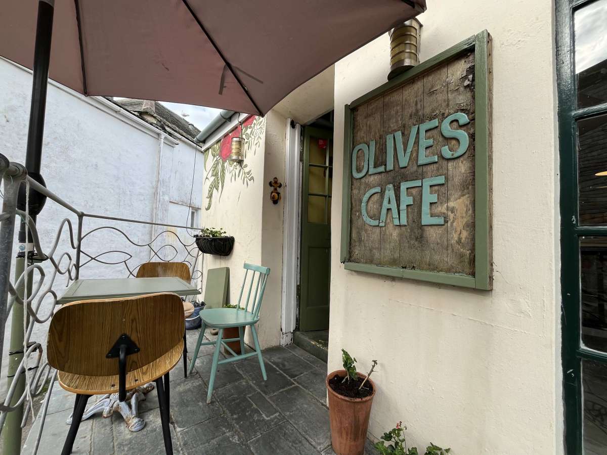 Retail/Shop in St. Ives - photo 2