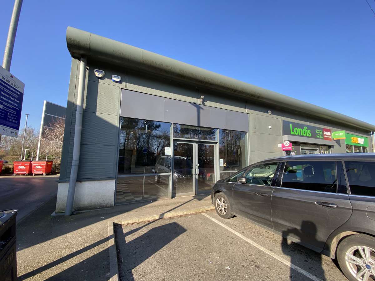 Retail/Shop in Swindon - photo 3