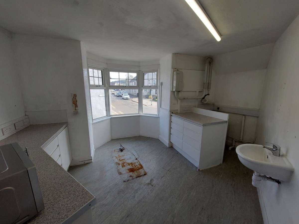 Retail/Shop in Kilmarnock - photo 2