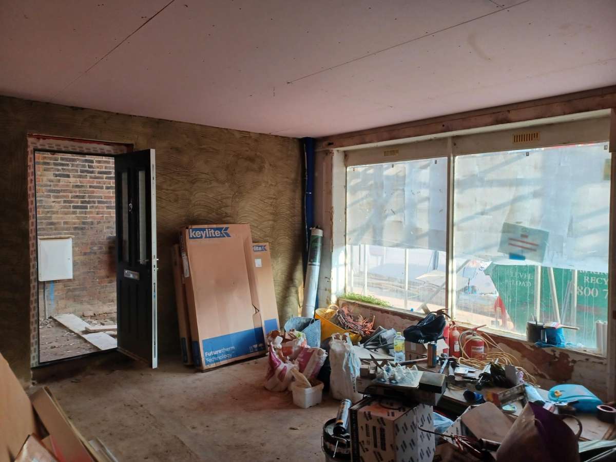 Retail/Shop in Redhill - photo 2