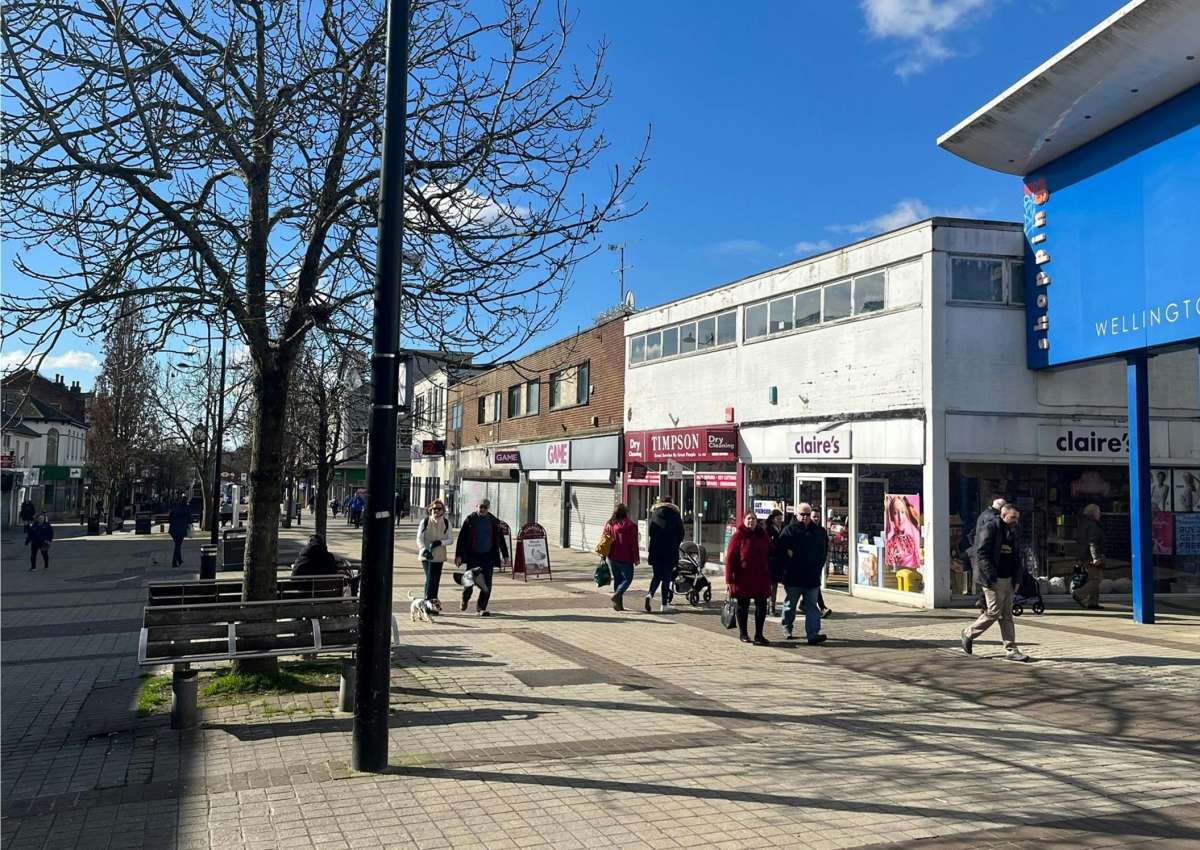 Retail in Waterlooville