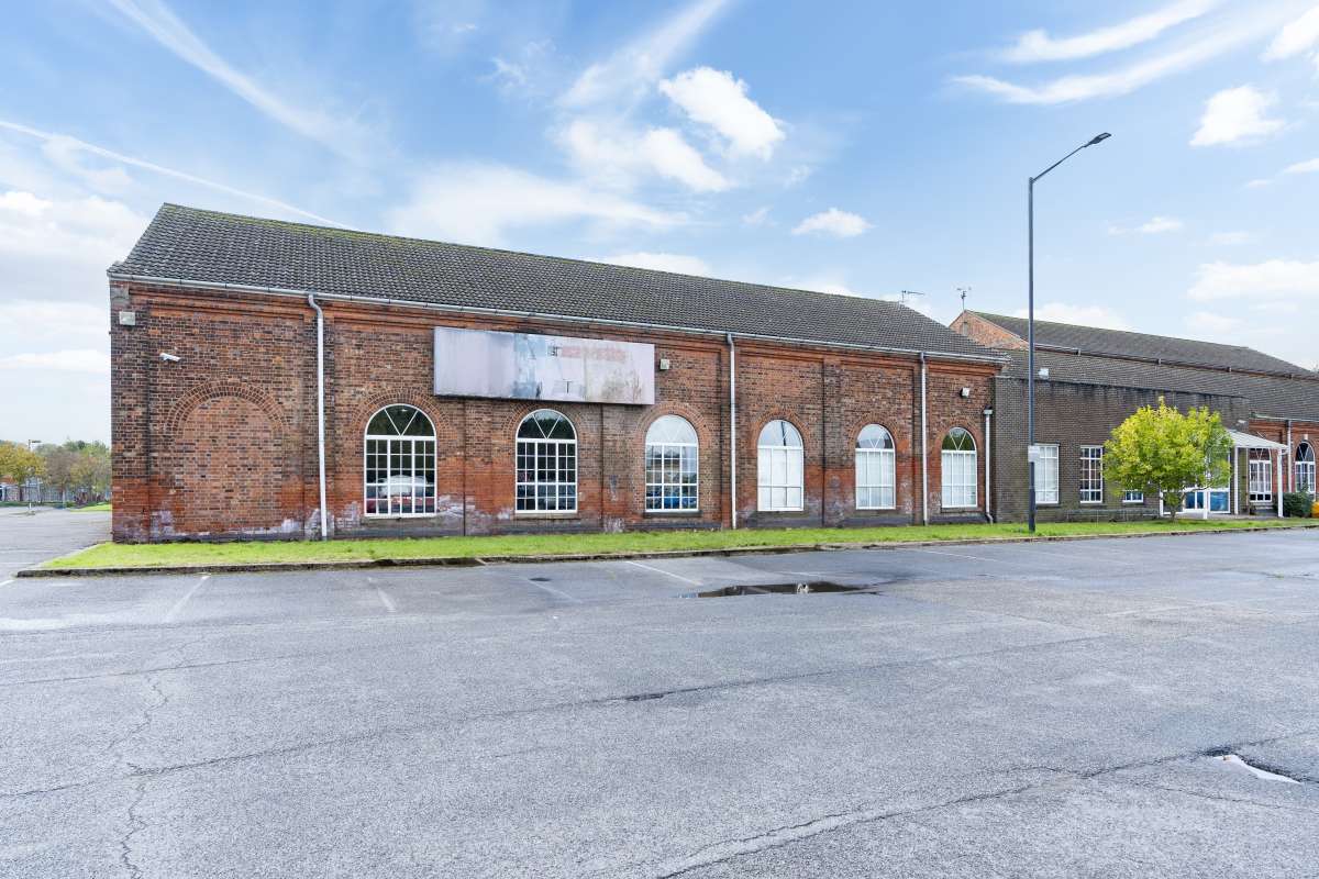 Retail/Shop in Boston - photo 4