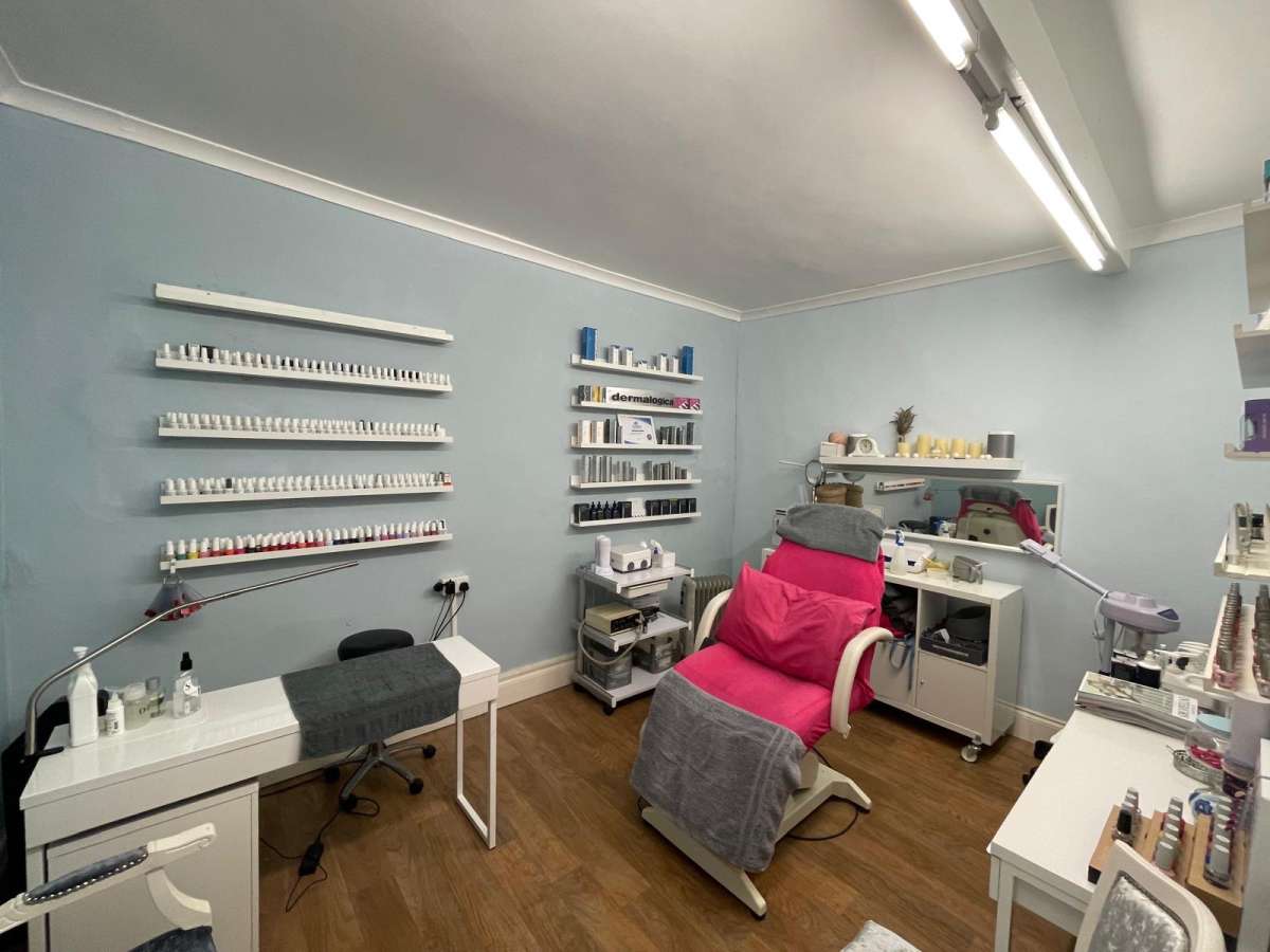 Retail/Shop in Bath - photo 2