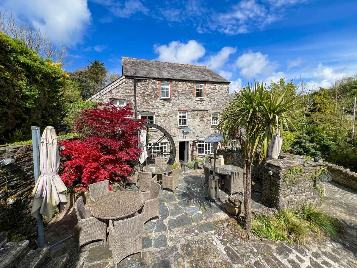 Retail/Shop in Padstow - photo 3