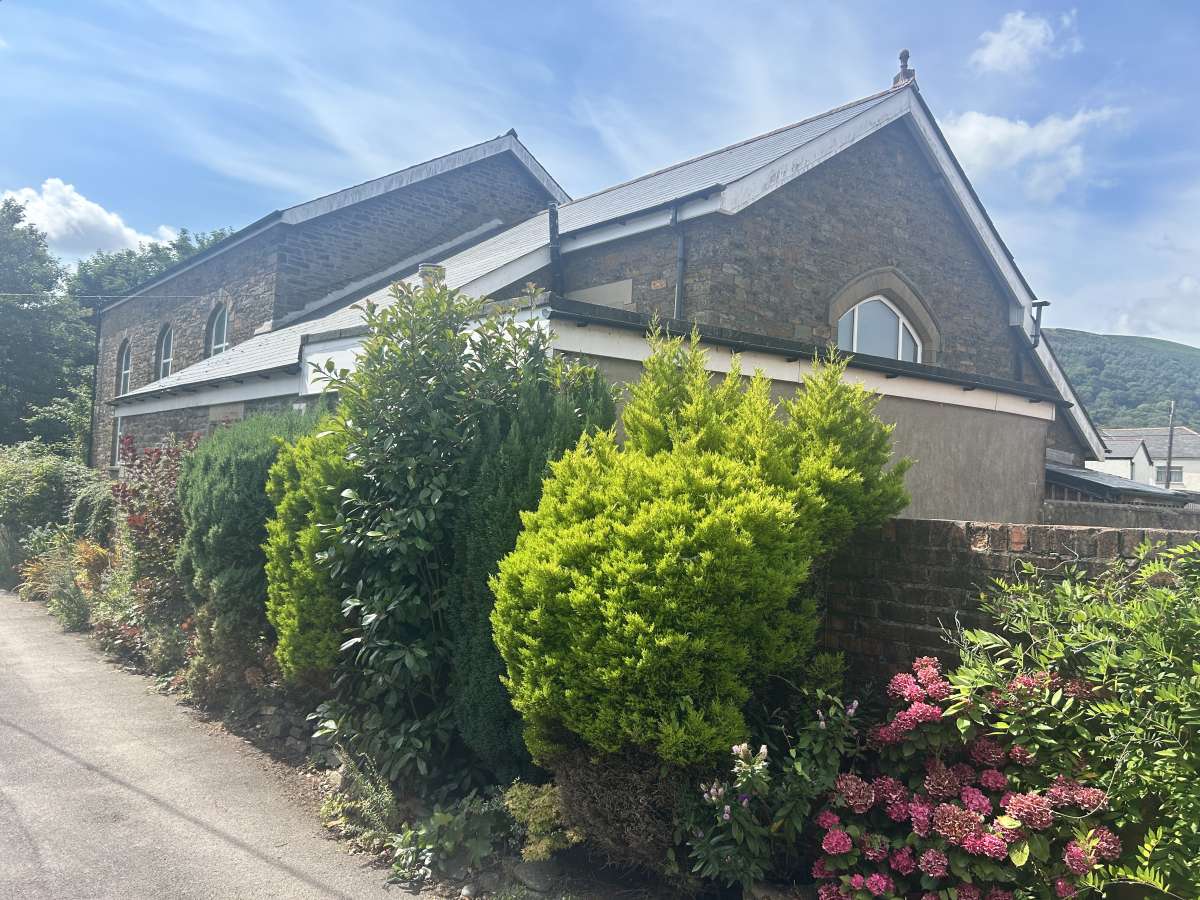 Retail/Shop in Cardiff - photo 4