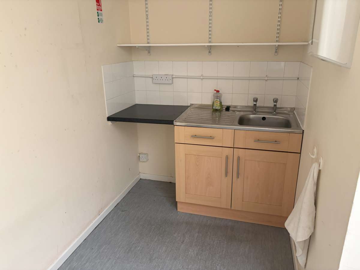 Retail/Shop in Newark-On-Trent - photo 4