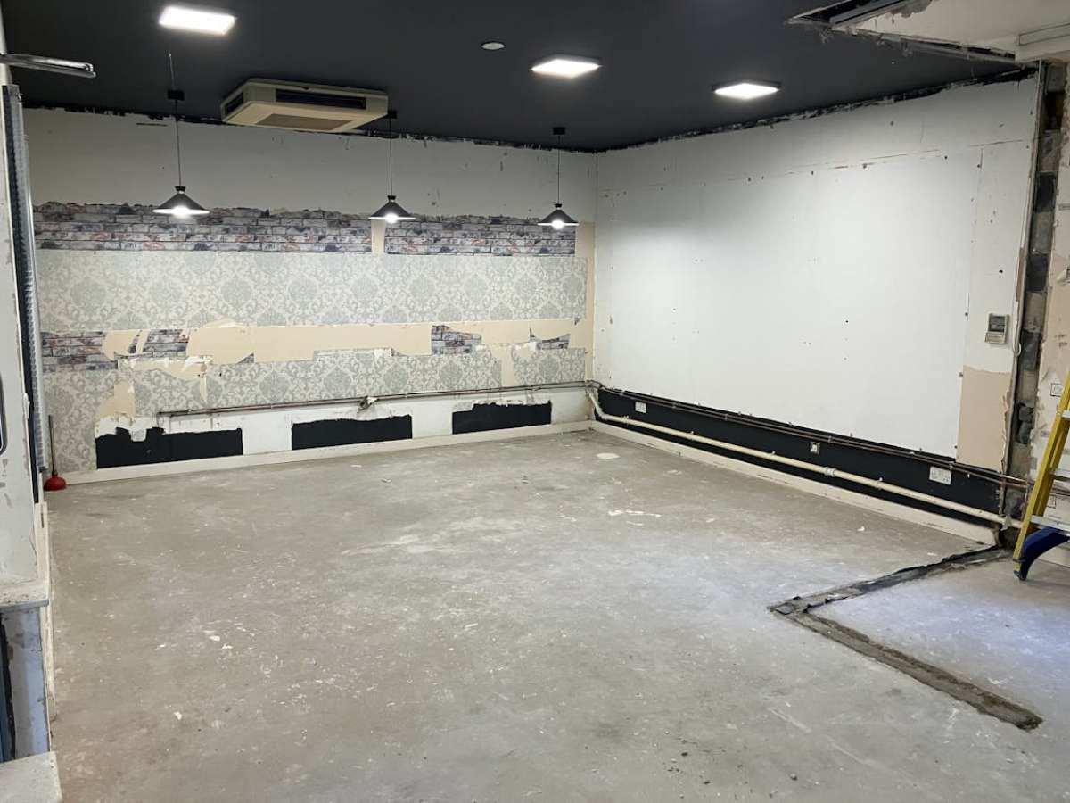 Retail/Shop in Winchester - photo 3