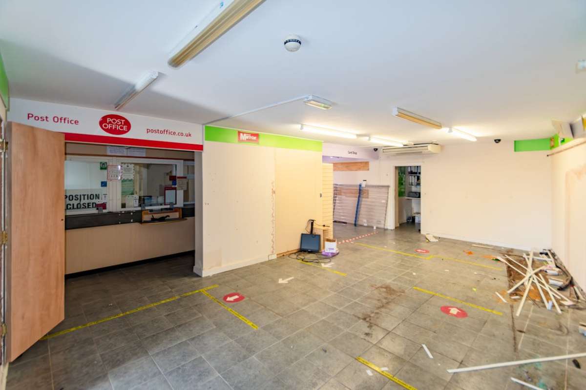 Retail/Shop in Weymouth - photo 3