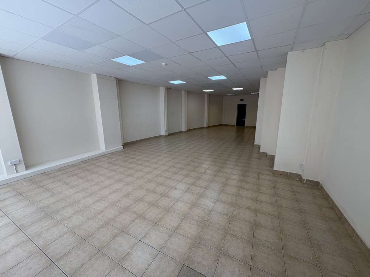 Retail/Shop in Poole - photo 3