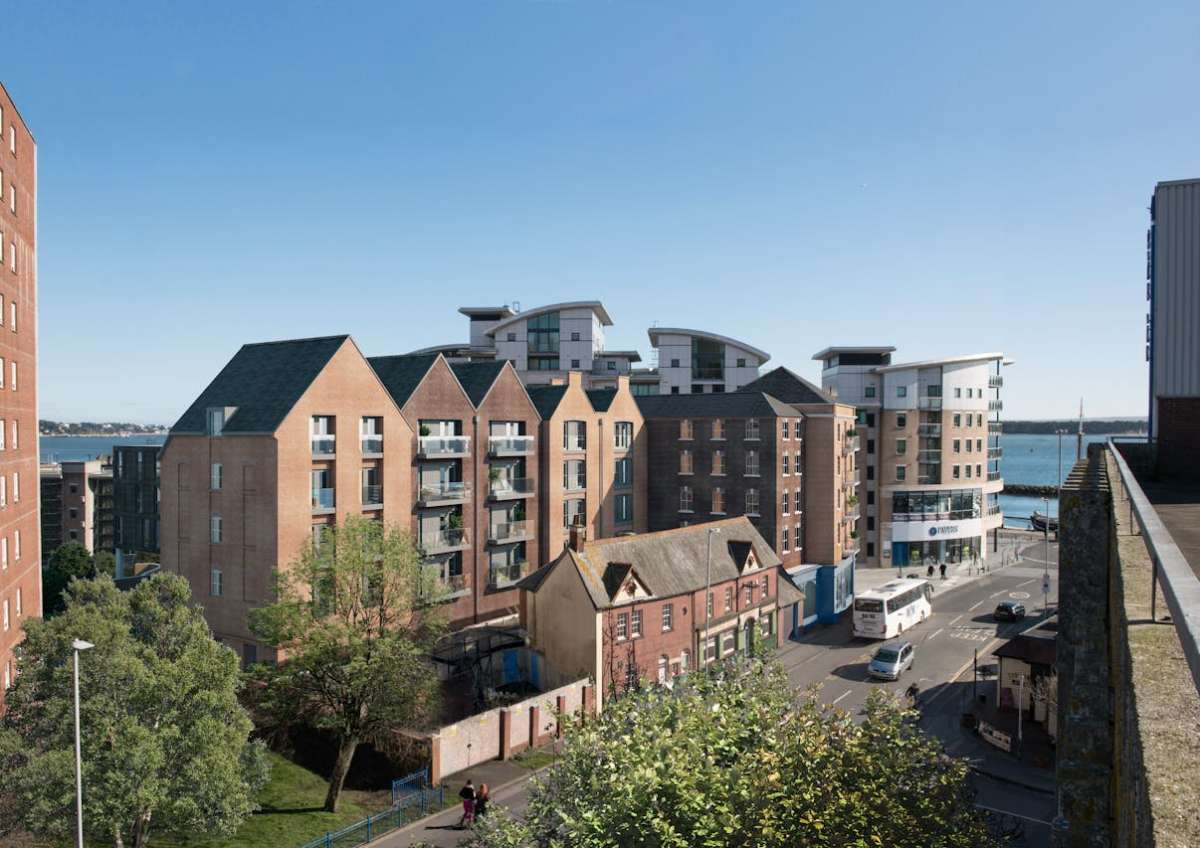 Retail/Shop in Poole - photo 2