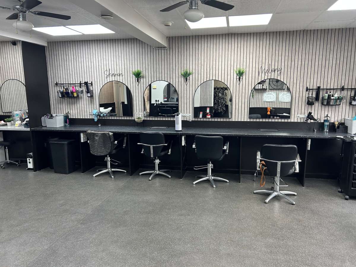 Retail/Shop in Plymouth - photo 4