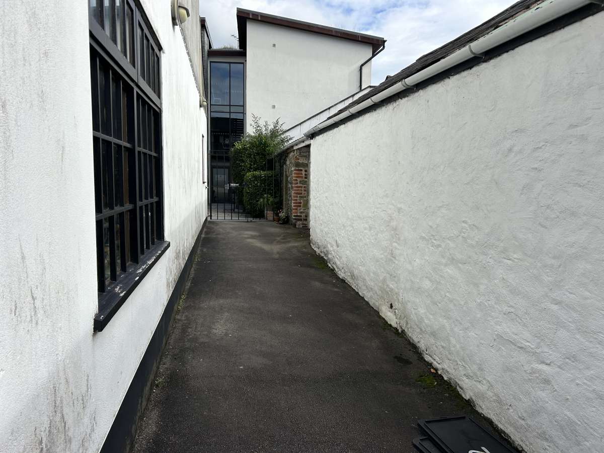 Retail/Shop in Tavistock - photo 4