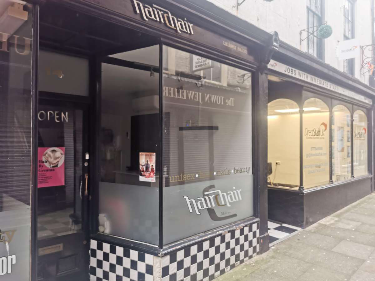Retail/Shop in Great Yarmouth - photo 3