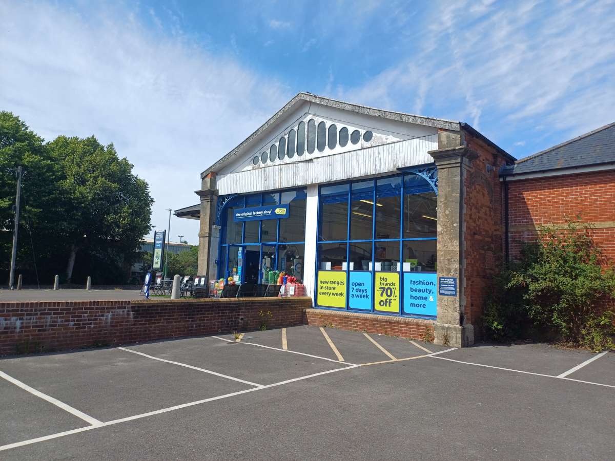 Retail/Shop in Chard - photo 2