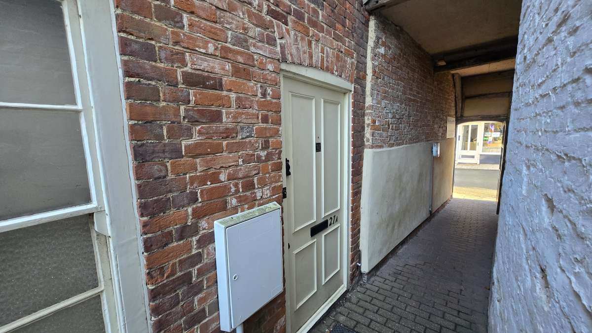 Retail/Shop in Norwich - photo 4