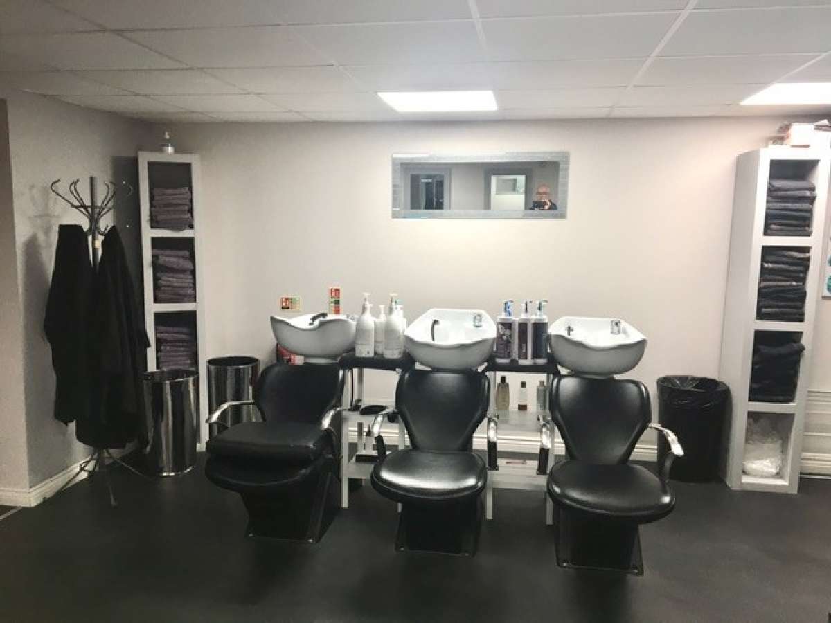 Industrial Unit in Saltash - photo 2