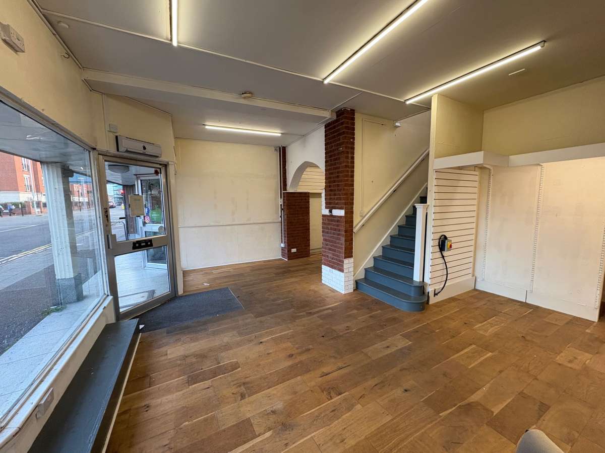 Retail/Shop in Loughborough - photo 2