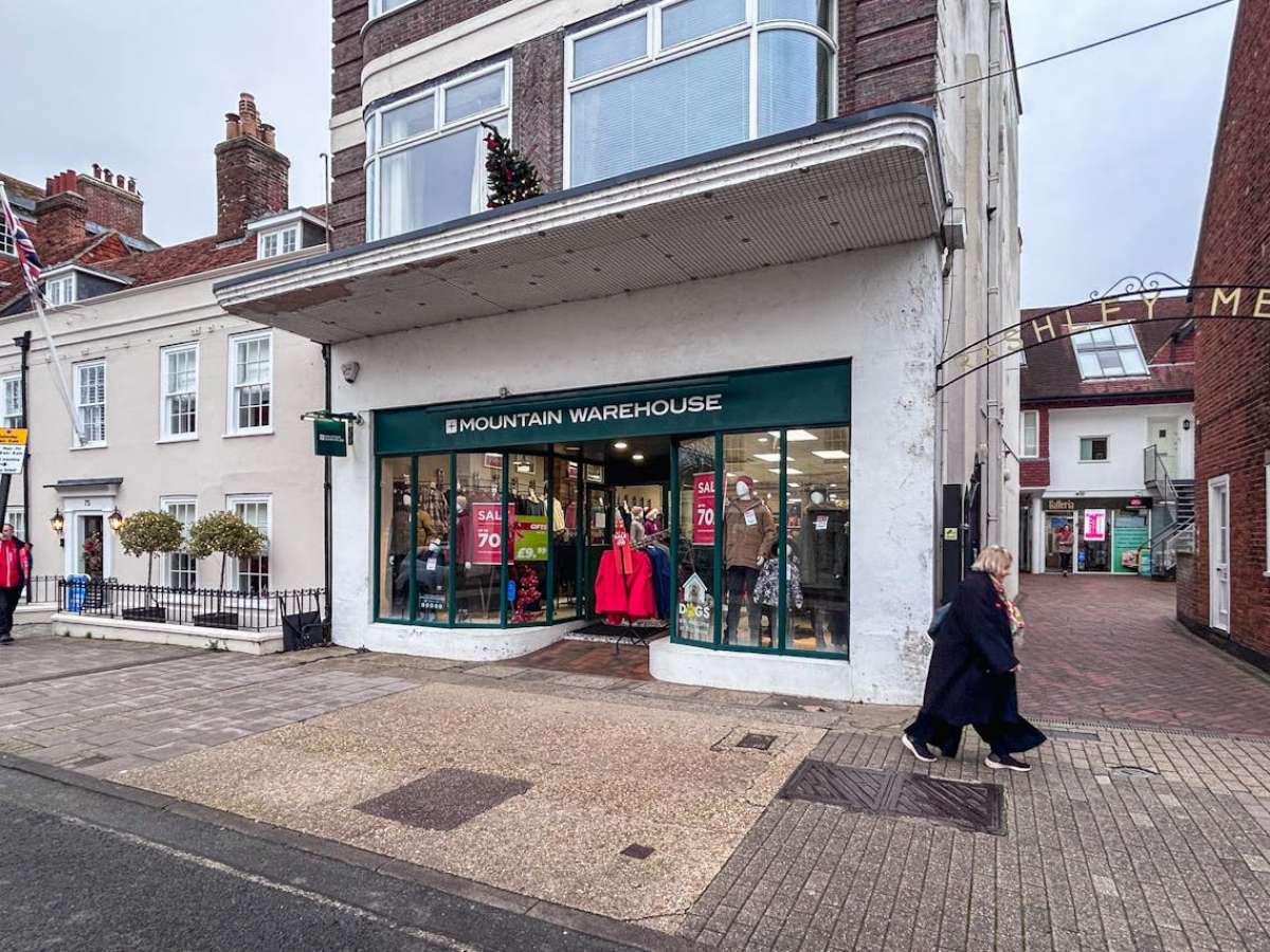 Retail in Lymington