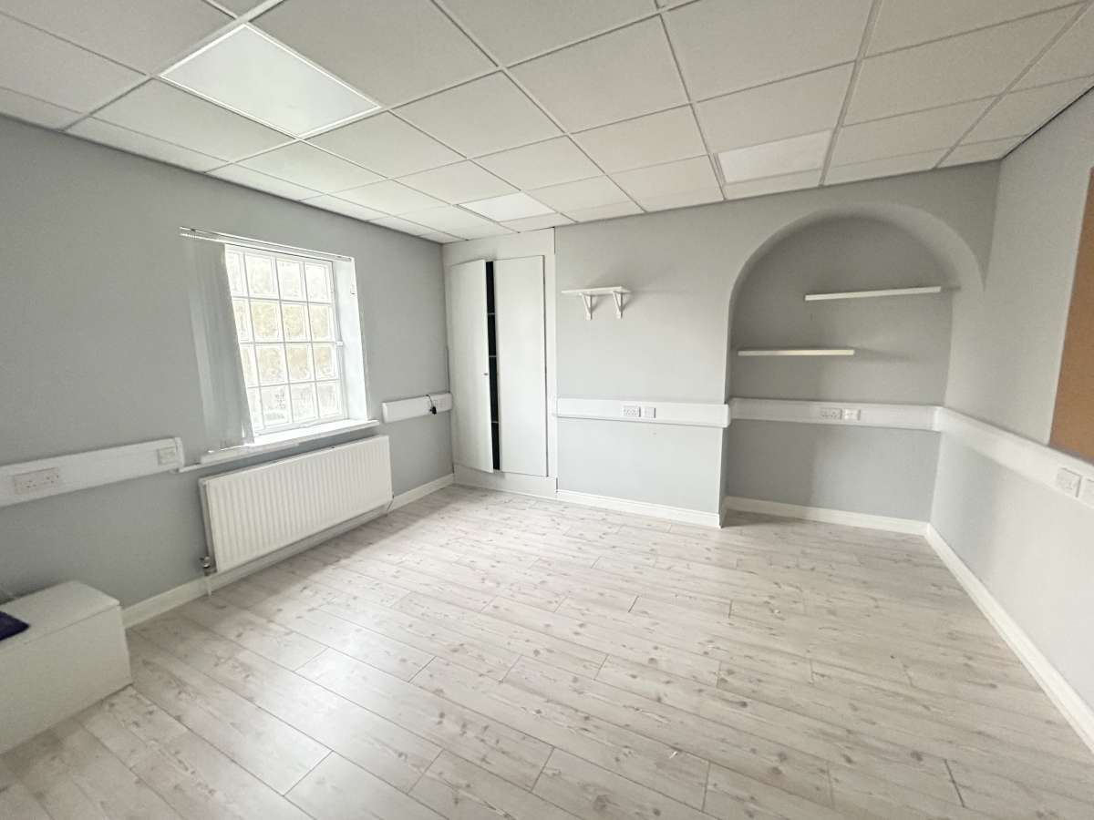 Retail/Shop in Chorlton - photo 3