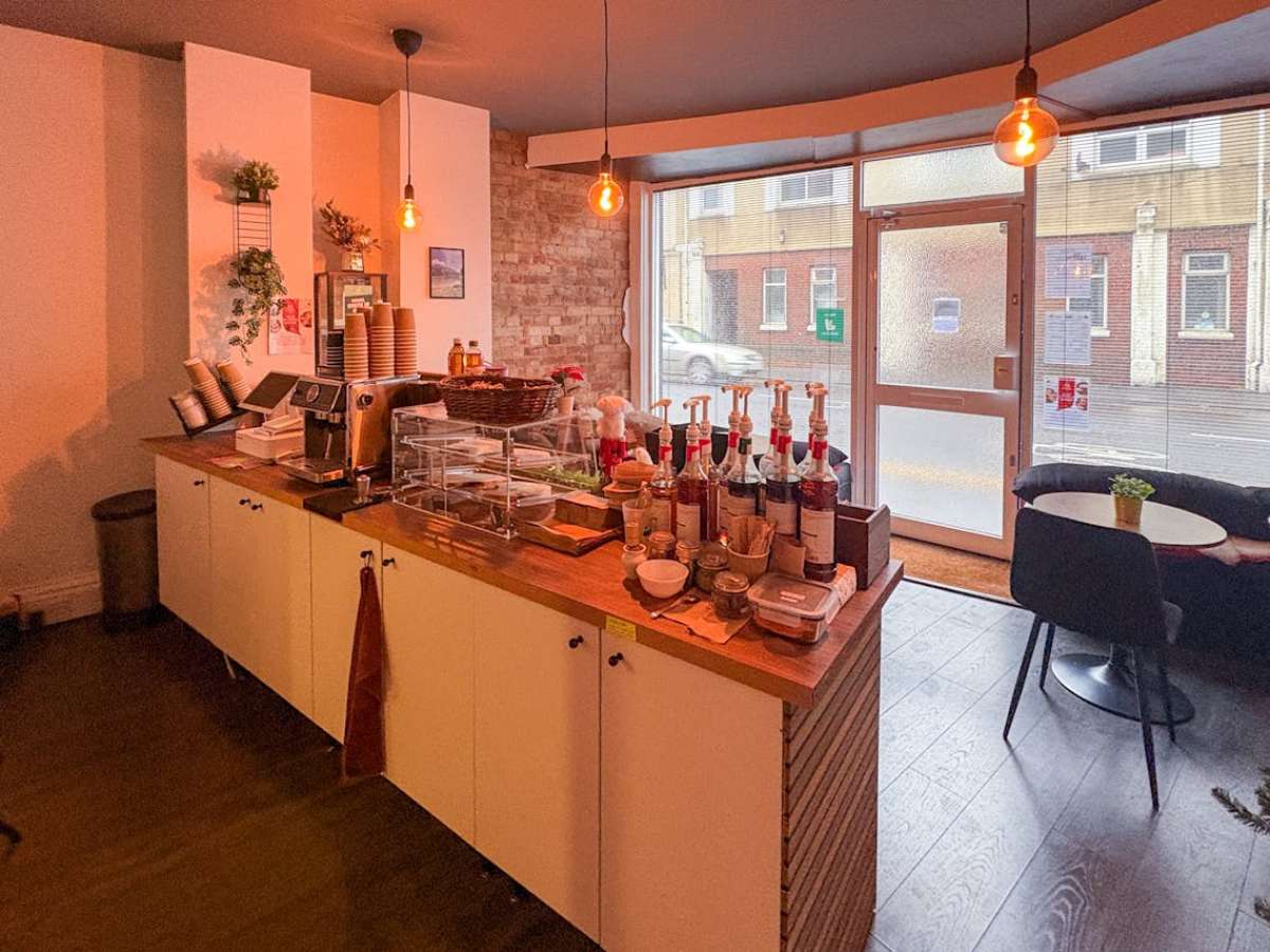 Retail/Shop in Bournemouth - photo 3