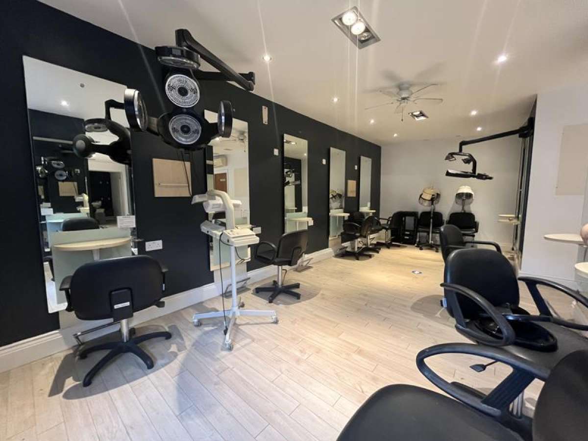 Retail/Shop in Ipswich - photo 4