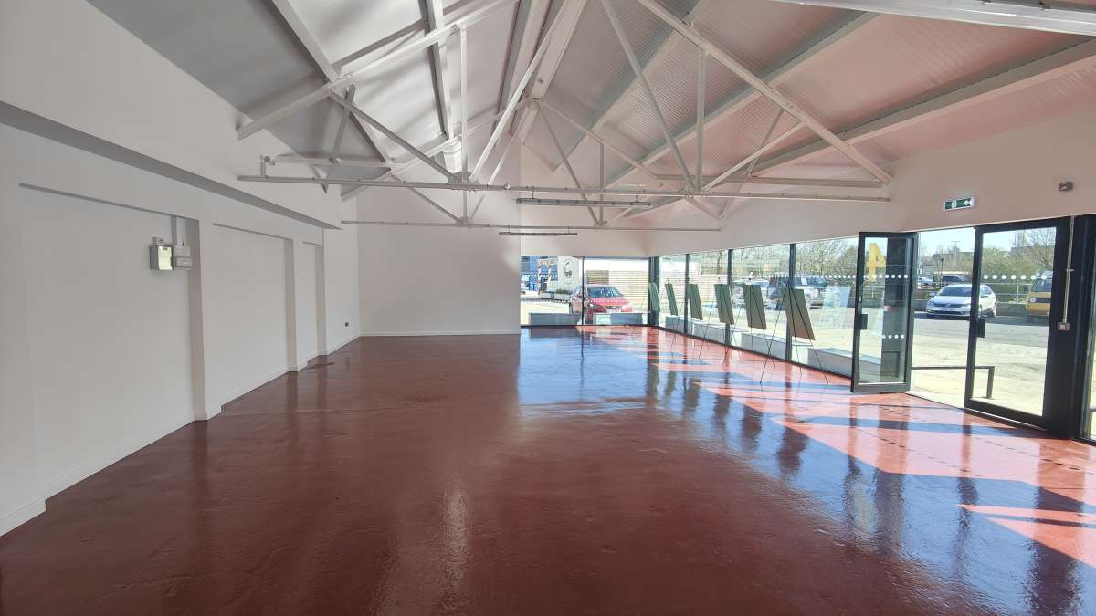 Retail/Shop in Melksham - photo 3