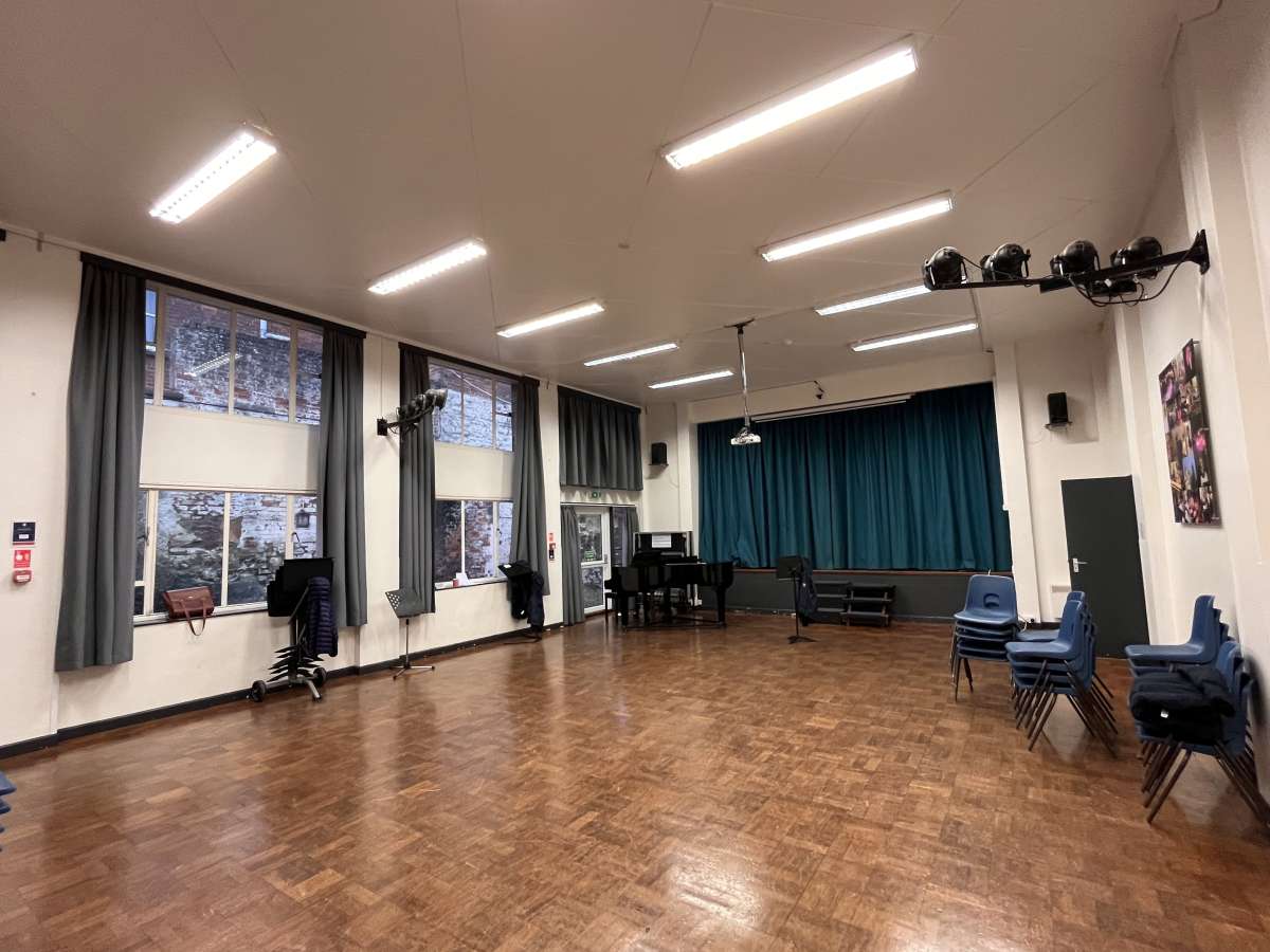 Retail/Shop in Exeter - photo 2