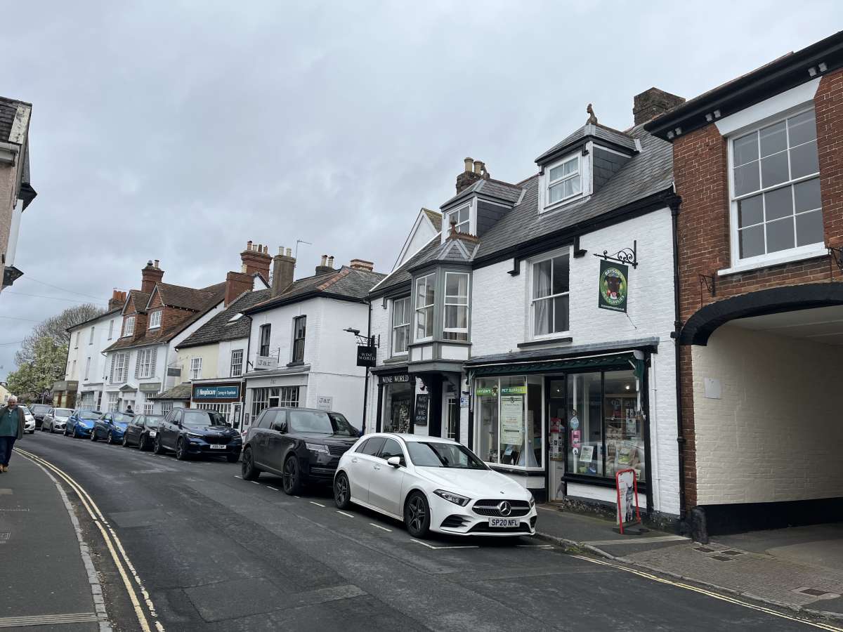 Retail/Shop in Topsham - photo 2