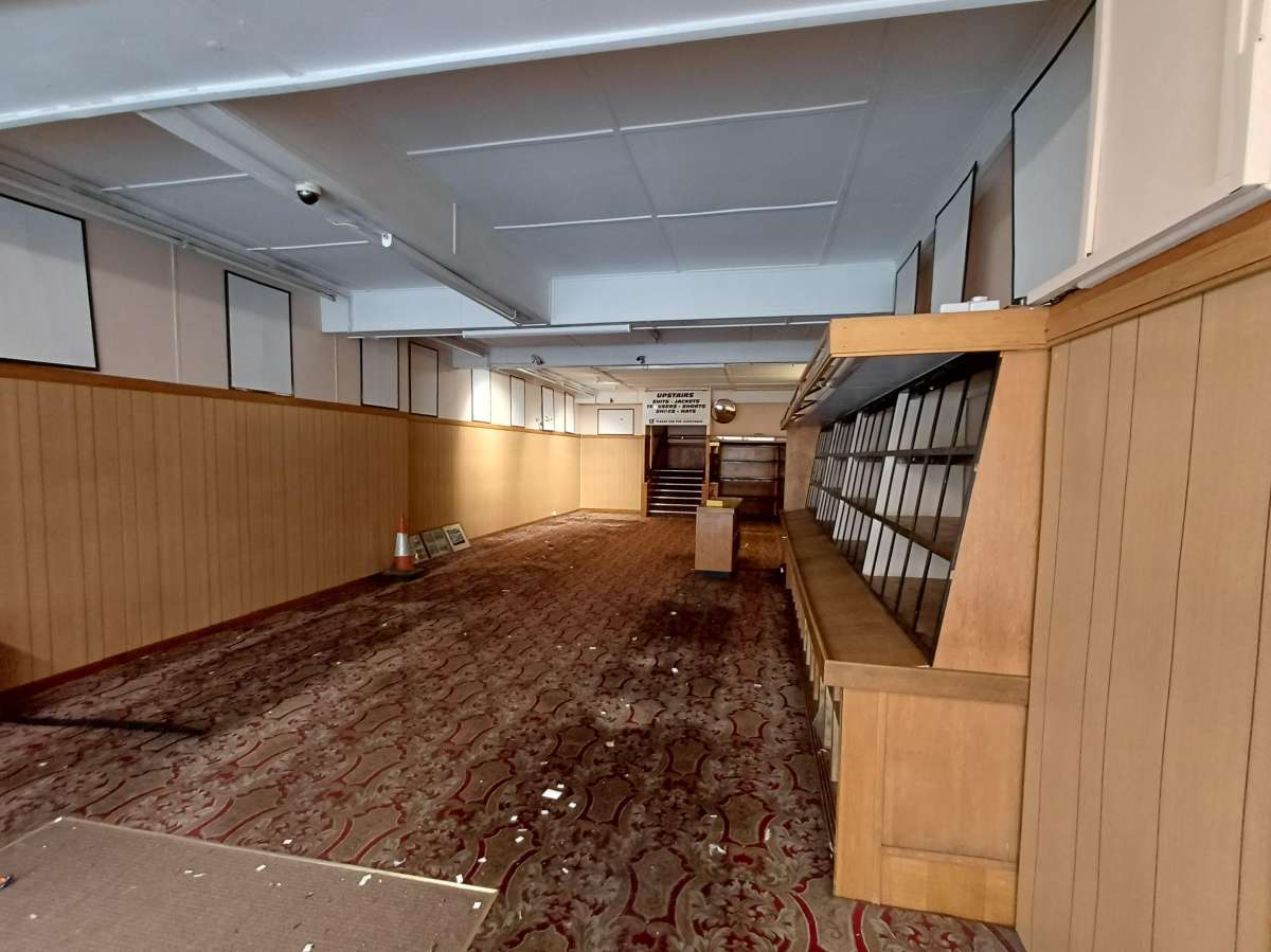 Retail/Shop in Newquay - photo 2