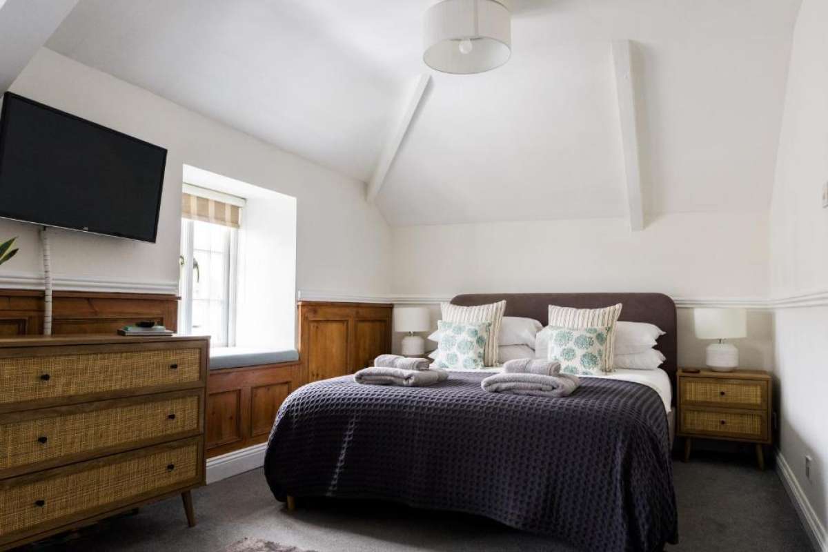 Retail/Shop in Porthleven - photo 4