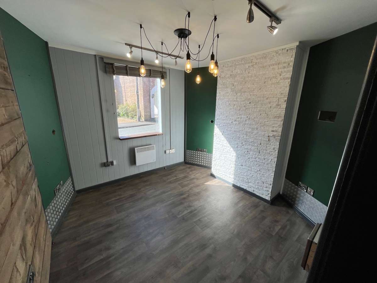 Retail/Shop in Belper - photo 4