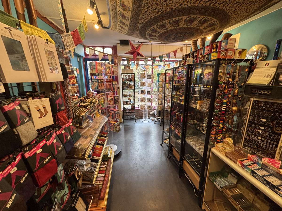 Retail/Shop in Taunton - photo 3