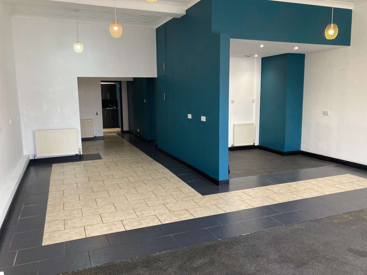 Retail/Shop in Troon - photo 2