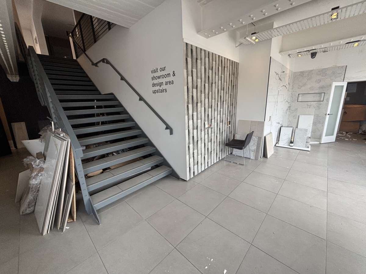 Retail/Shop in Leicester - photo 3