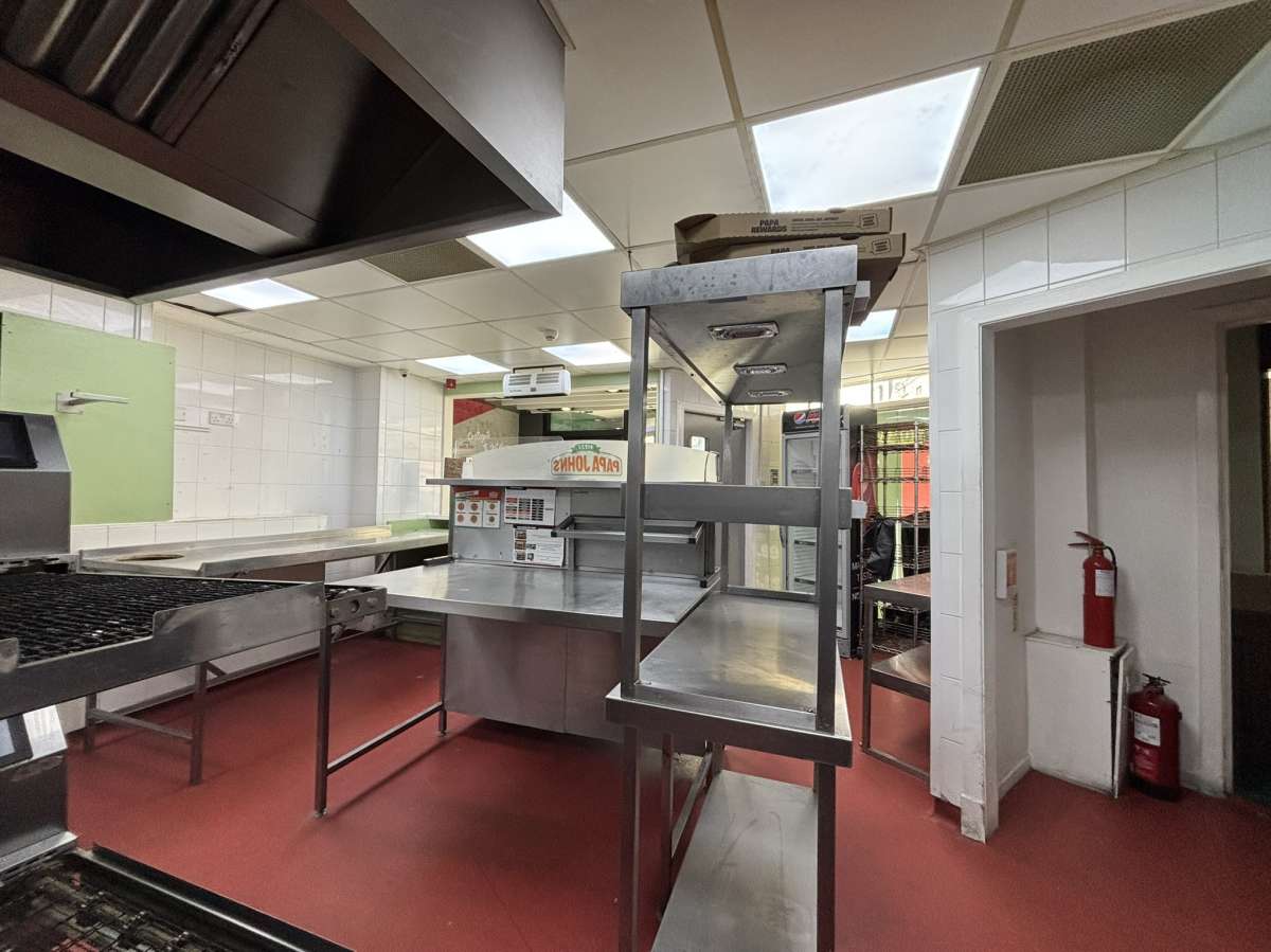 Retail/Shop in Aberdeen - photo 3