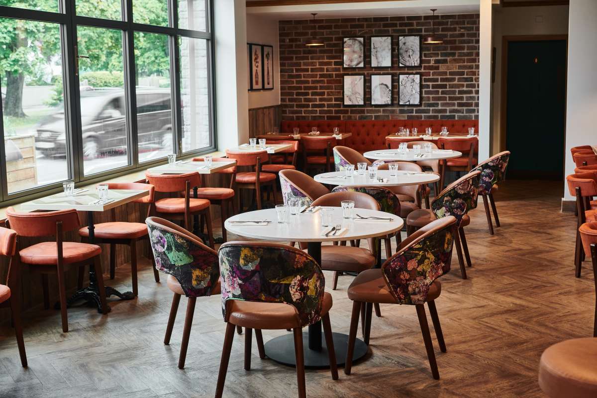 Retail/Shop in Bristol - photo 2