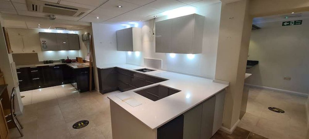 Retail/Shop in Basingstoke - photo 4