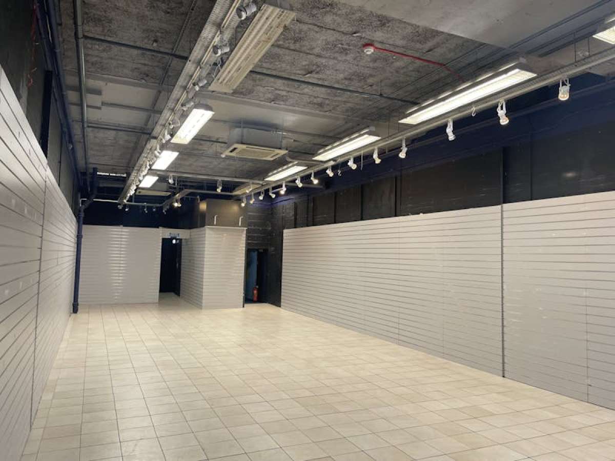 Retail/Shop in Fareham - photo 3