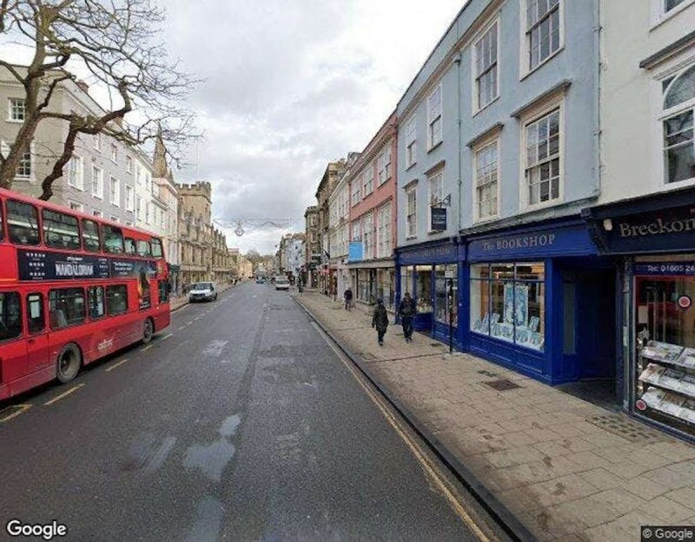 Retail/Shop in Oxford - photo 2