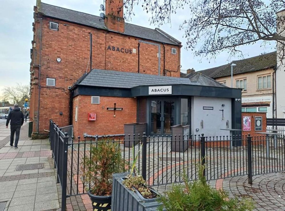 Retail/Shop in Kettering - photo 4