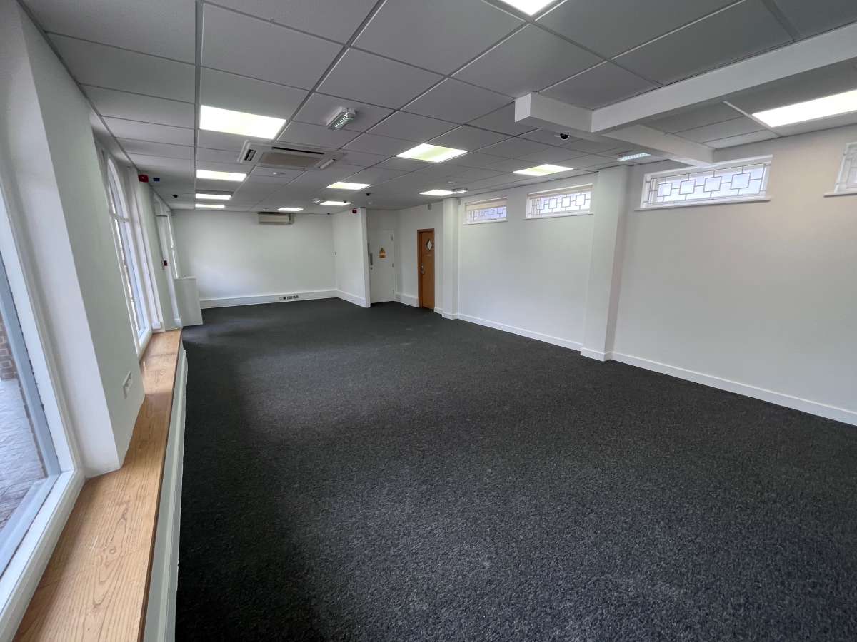 Retail/Shop in Fakenham - photo 2