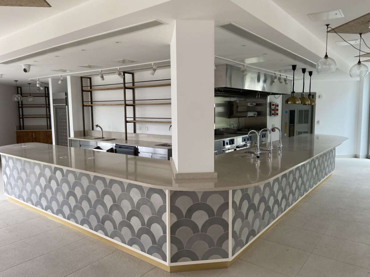 Retail/Shop in Bristol - photo 4