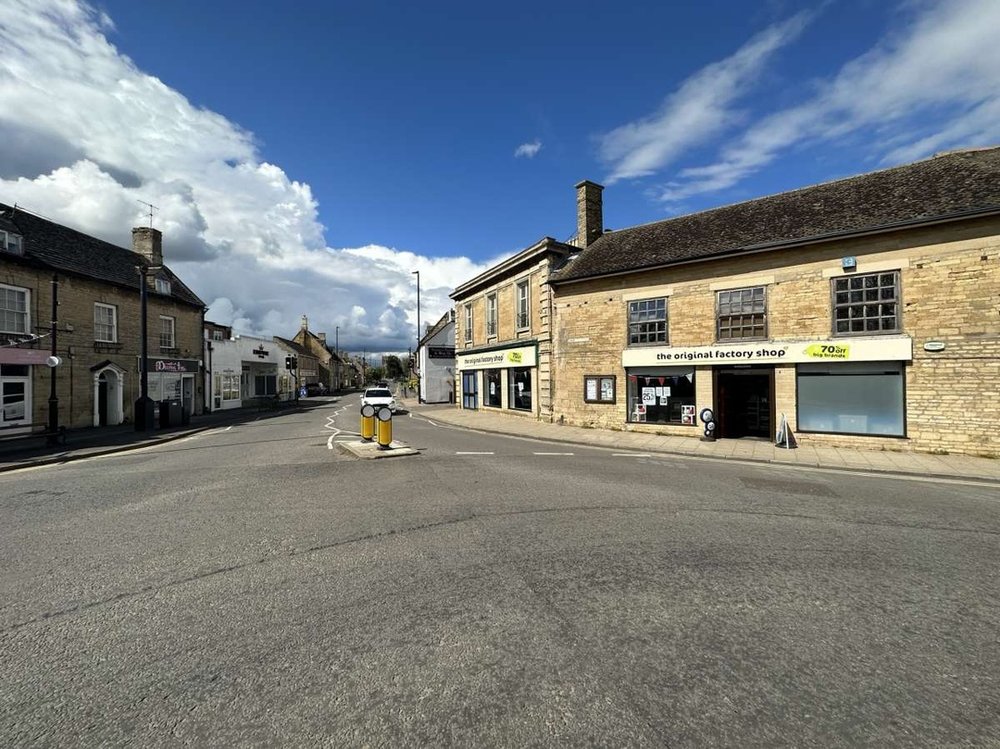 Retail/Shop in Peterborough - photo 2