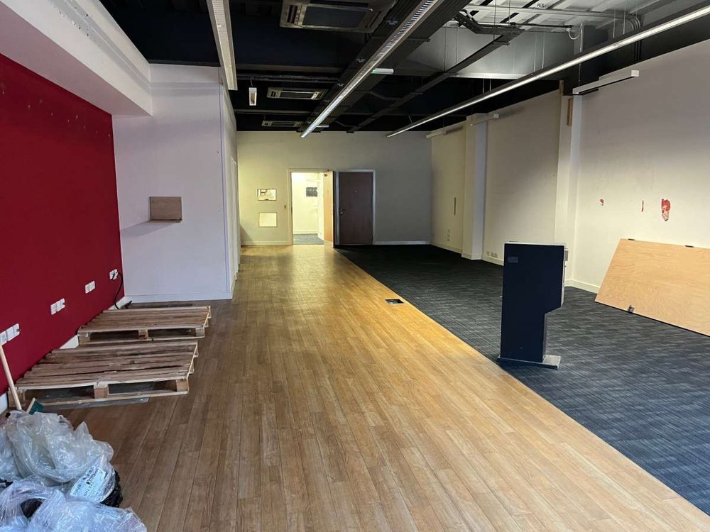 Retail/Shop in Exmouth - photo 3