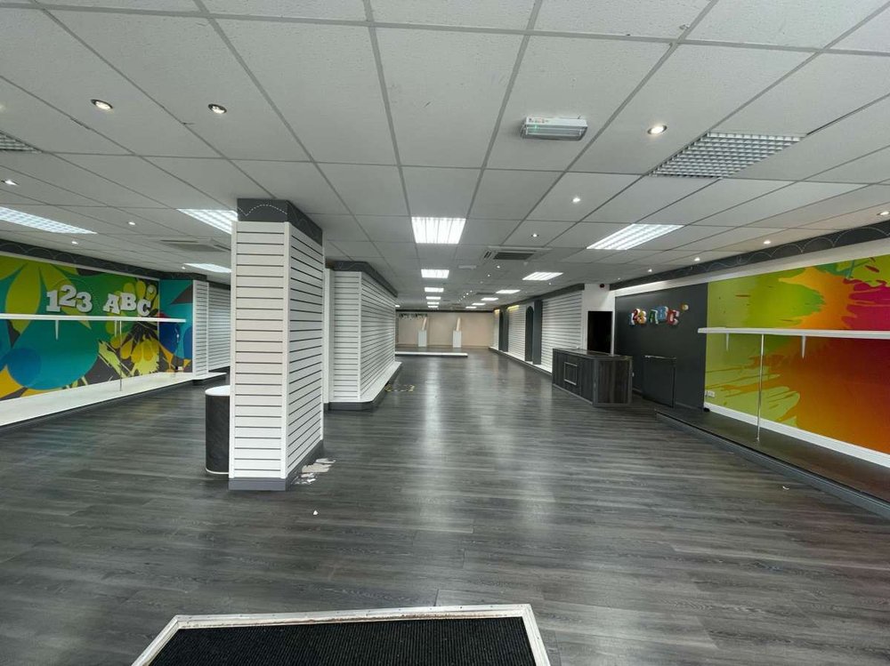 Retail/Shop in Kilmarnock - photo 3