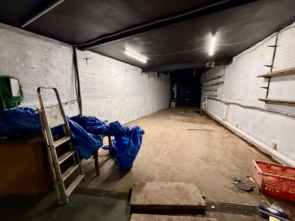 Storage in Nuneaton - photo 4